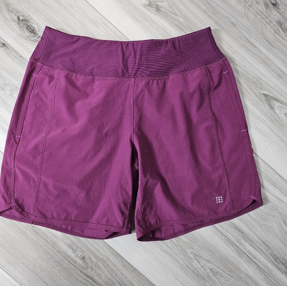 Womens title nine shorts sz S